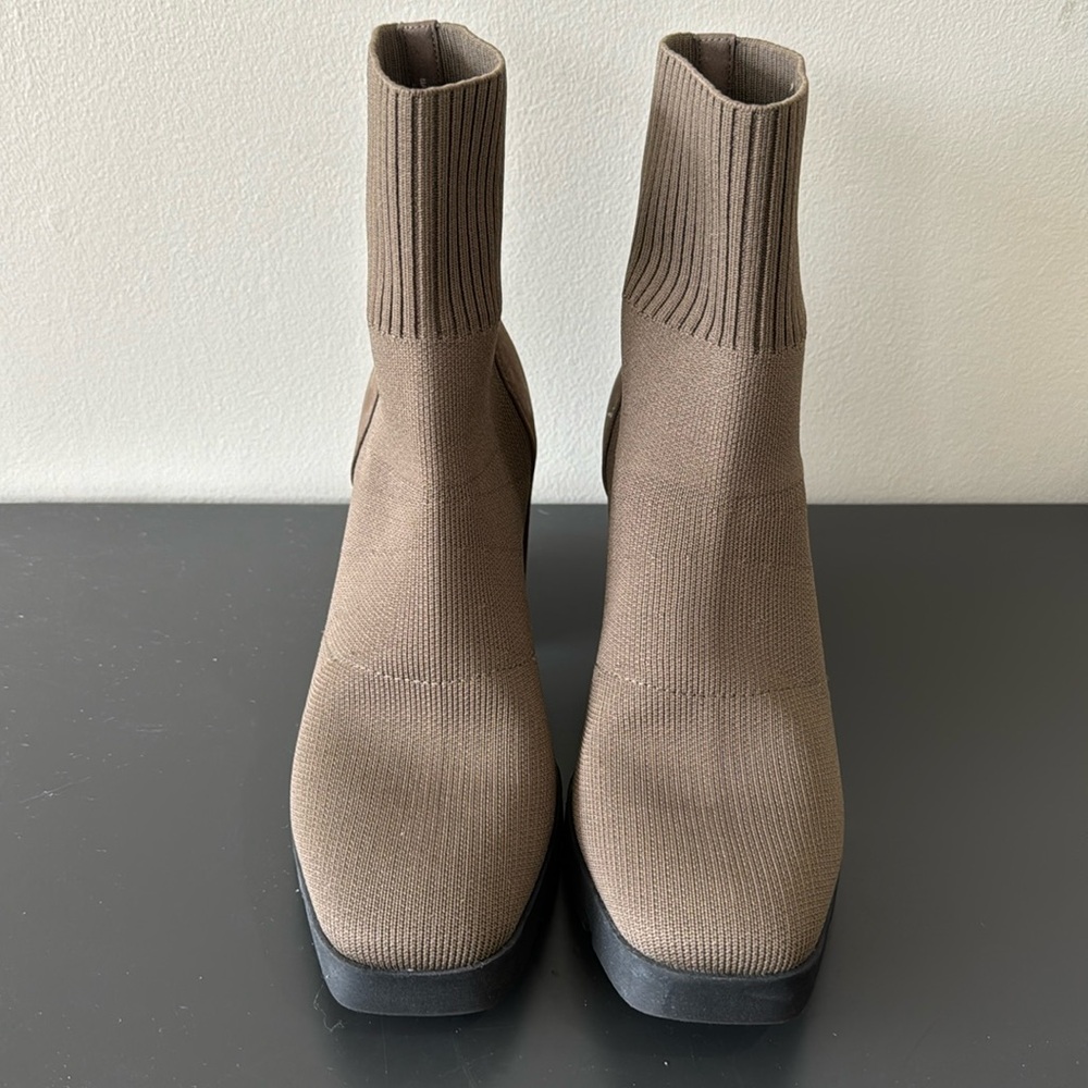 Eileen Fischer Boots